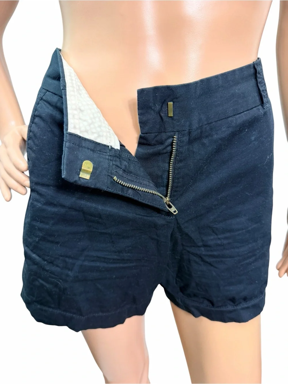 J Crew Women’s Size 4 Solid Black Casual Chino Shorts